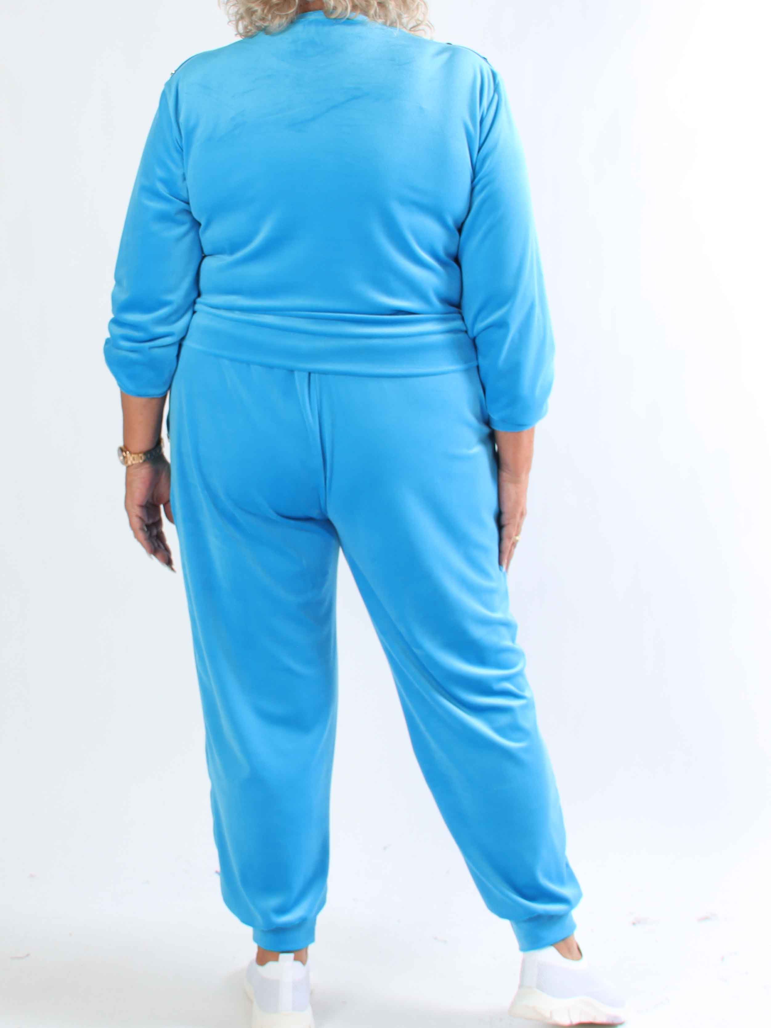 Arina - Blødt velour plus size joggingsæt med guld knapper